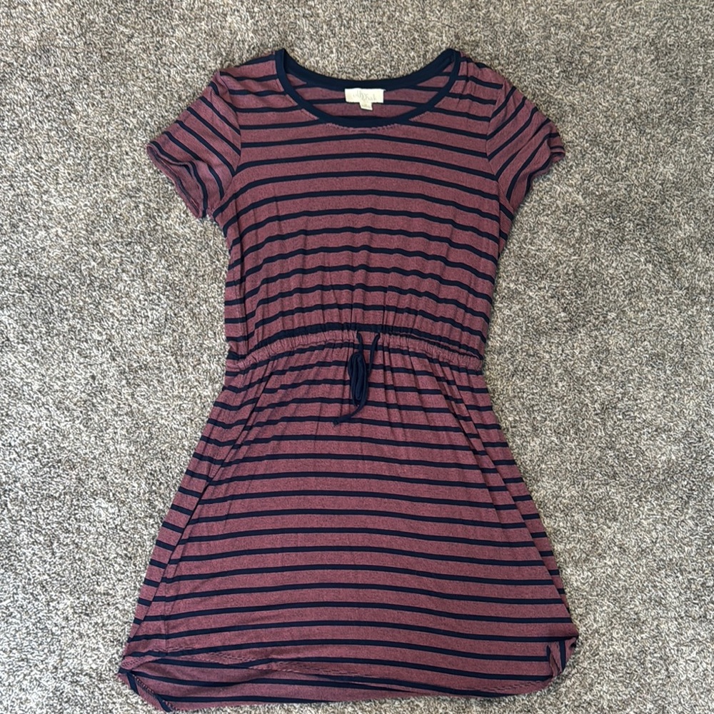 2/$10 Olive & Oak Cinched Jersey Dress